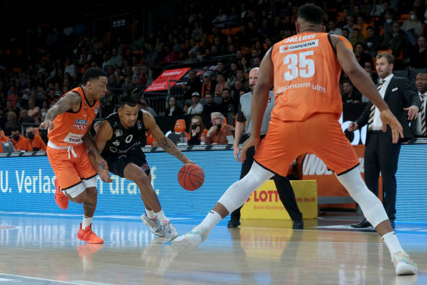 多的回合上 多的回合上